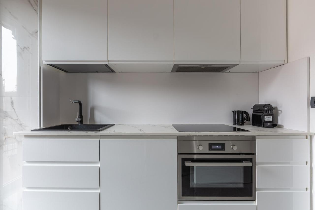 Bnbutler - Largo Promessi Sposi - Moderno E Confortevole Milan Bagian luar foto