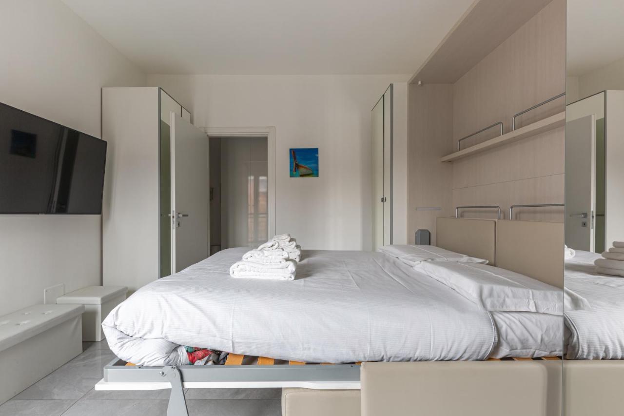 Bnbutler - Largo Promessi Sposi - Moderno E Confortevole Milan Bagian luar foto